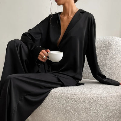 EFFEN | Silky Elegance Pyjamas-set i överdimensionerad