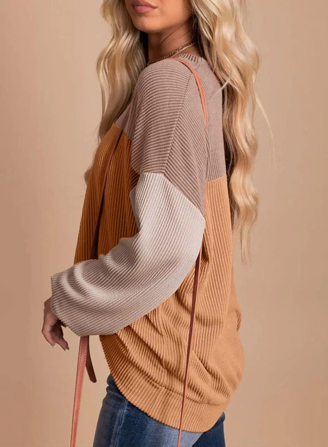 Jantine | Avslappnad sweatshirt med rund halsringning