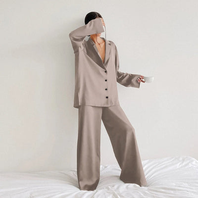 EFFEN | Silky Elegance Pyjamas-set i överdimensionerad