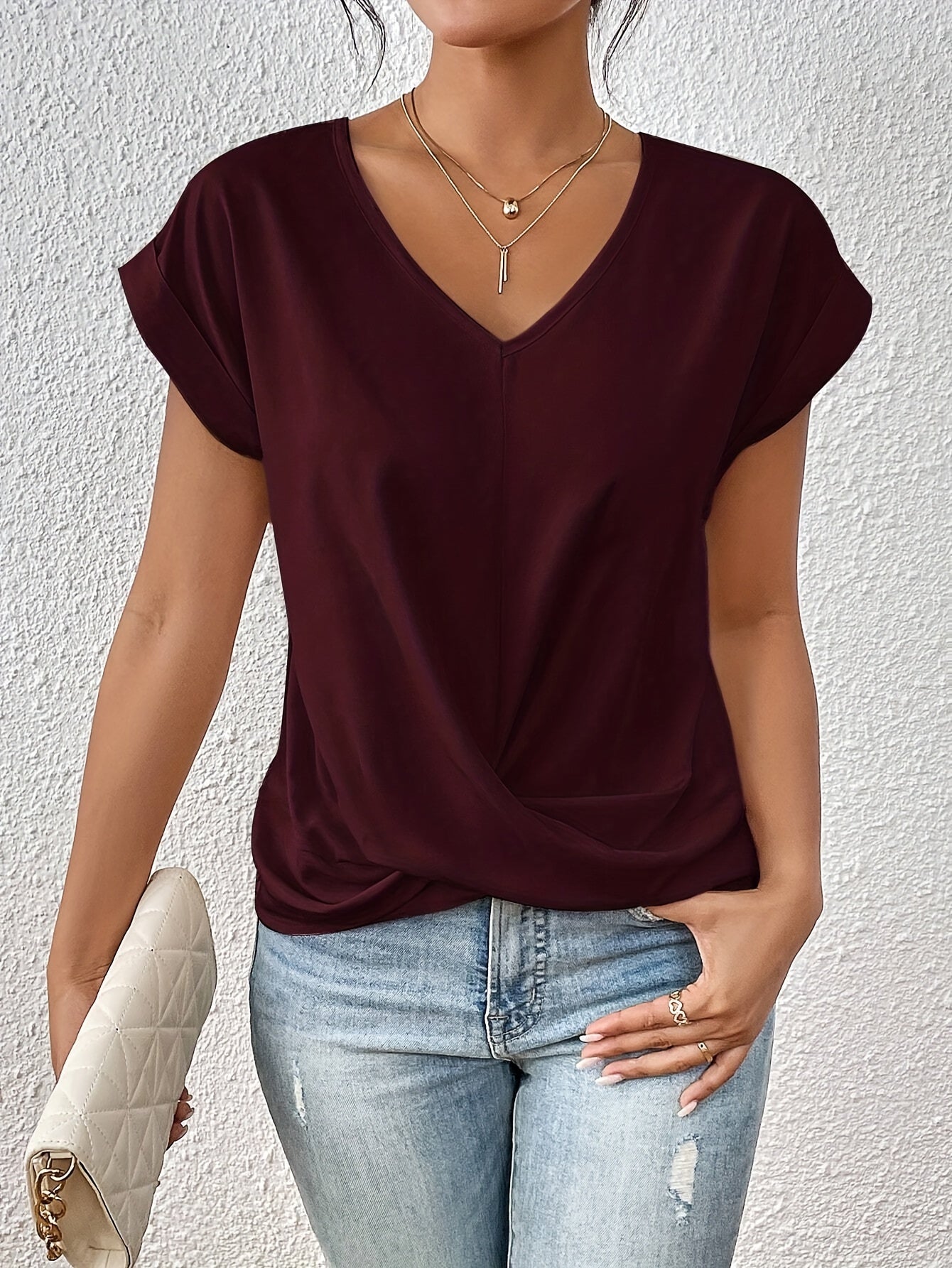 Cleo™ | Casual T-shirt med sweetheart-urringning (1+1 Gratis)