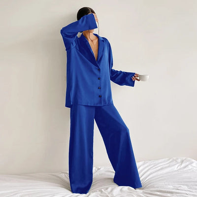 EFFEN | Silky Elegance Pyjamas-set i överdimensionerad