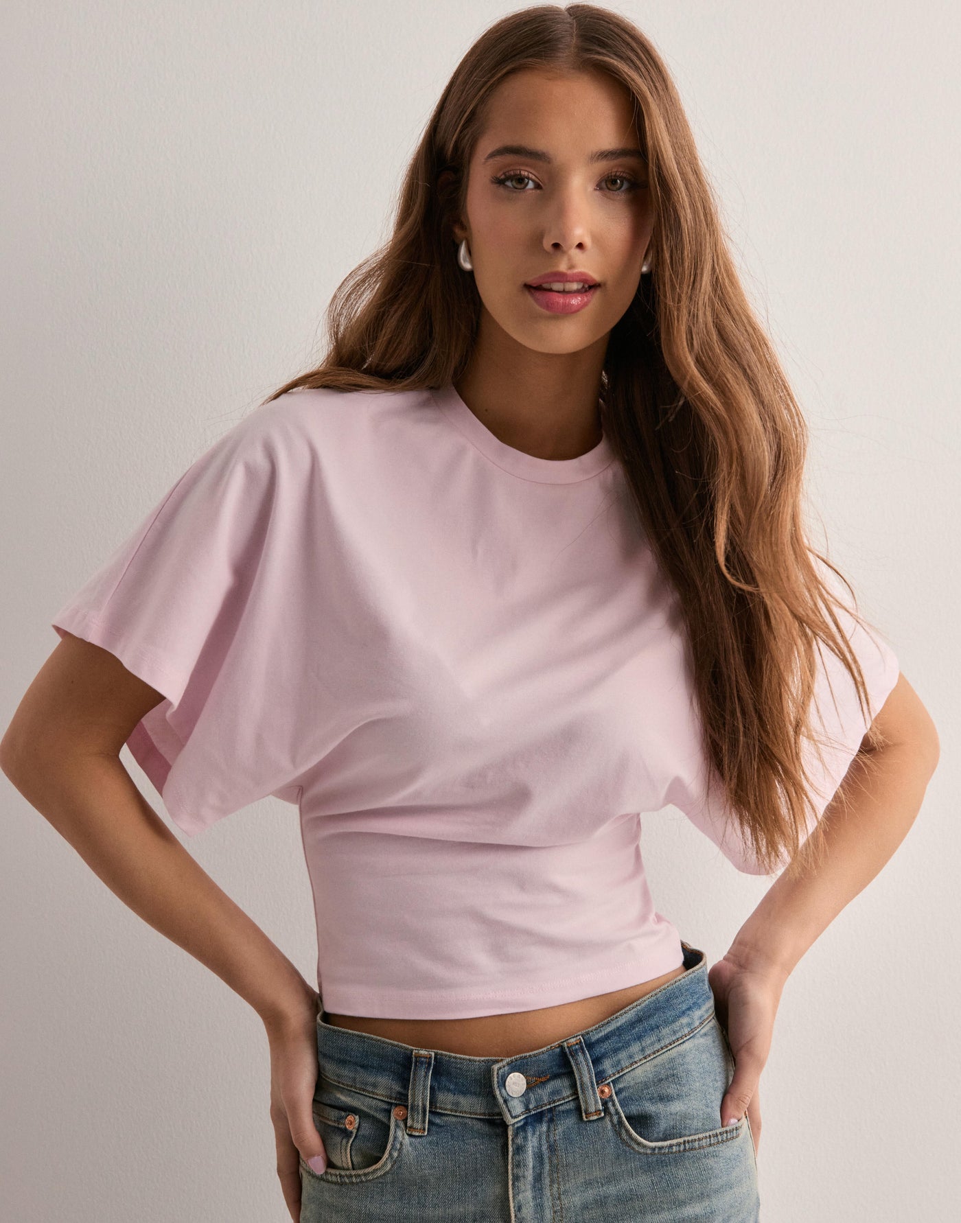 Icon | T-shirt med vida ärmar